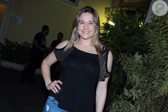 Fernanda Gentil marca presença na gravação do DVD de Sandy, no Rio de Janeiro, em 14 de novembro de 2015