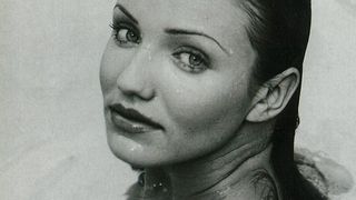 Cameron Diaz surge nua em fotos antigas divulgadas por revista e agita a web