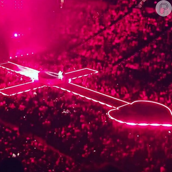 Madonna e o palco da turnê 'Rebel Heart' em Estocolmo