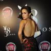 Nanda Costa posa para fotos em festa de 38 anos da 'Playboy'