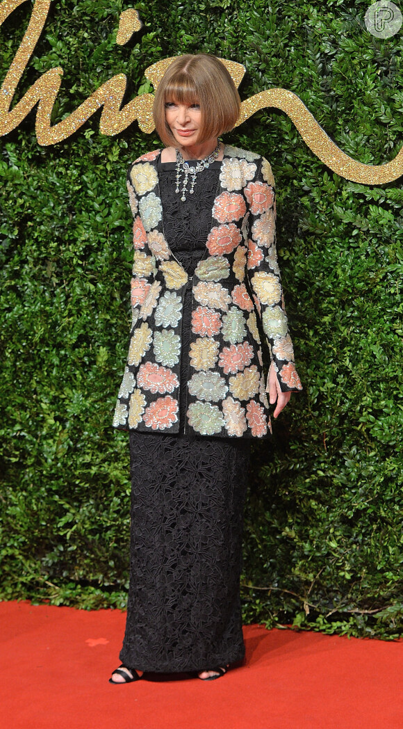 A fashionista Anna Wintour, editora-chefe da Vogue, conferiu British Fashion Awards