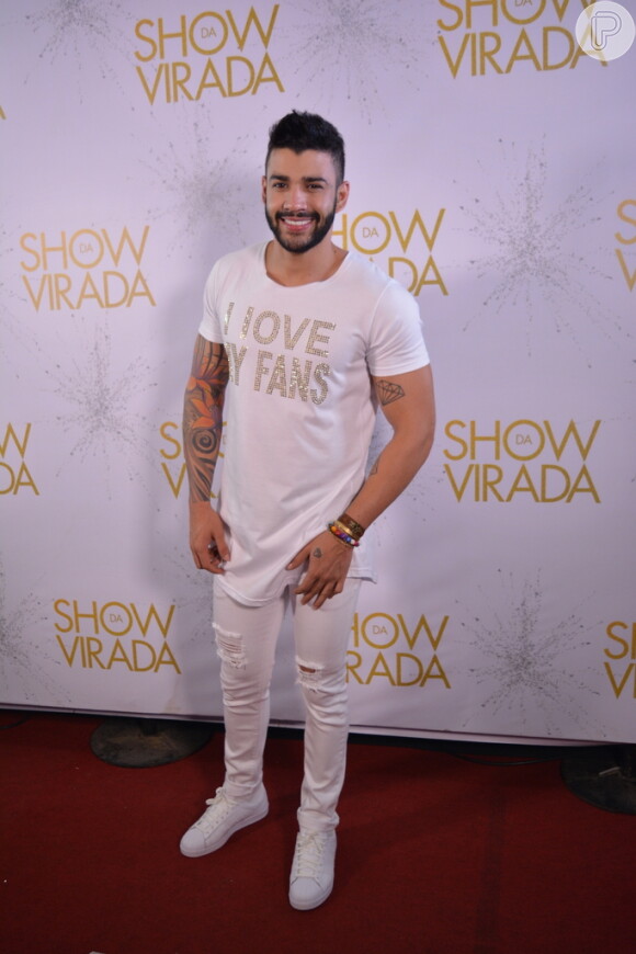 Gusttavo Lima também marcou presença no "Show da Virada", em Salvador