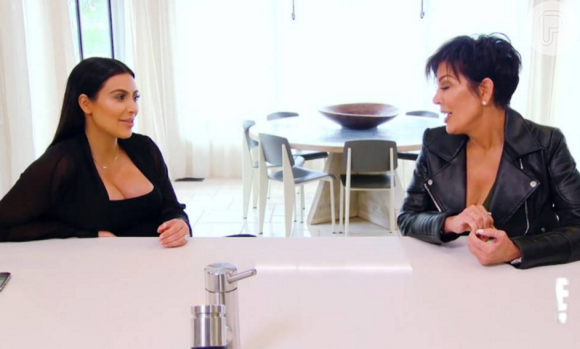 No reality show 'Keeping Up With The Kardashians', Kim Kardashian admitiu para a mãe estar preocupada com inchaços em seu corpo, que seriam um sintoma de diabetes