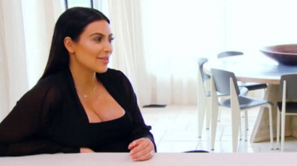 Kim Kardashian percebe inchaços e teme diabetes aos 8 meses de gravidez