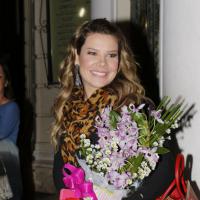 Fernanda Souza se apresenta no Espírito Santo e deixa o teatro com flores