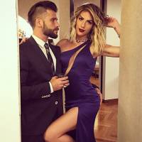 Bruno Gagliasso e Giovanna Ewbank exibem look de gala e fãs comentam: 'Mão boba'