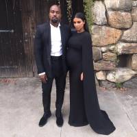 Kim Kardashian dá à luz seu segundo filho com Kanye West antes do previsto