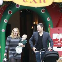 Hilary Duff passeia com o filho, Luka Cruz Comrie, e o marido em Los Angeles