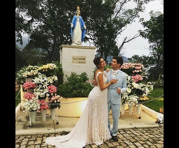 Daniel de Oliveira e Sophie Charlotte se casaram em Niterói, no Rio de Janeiro, no último domingo, 6 de dezembro de 2015