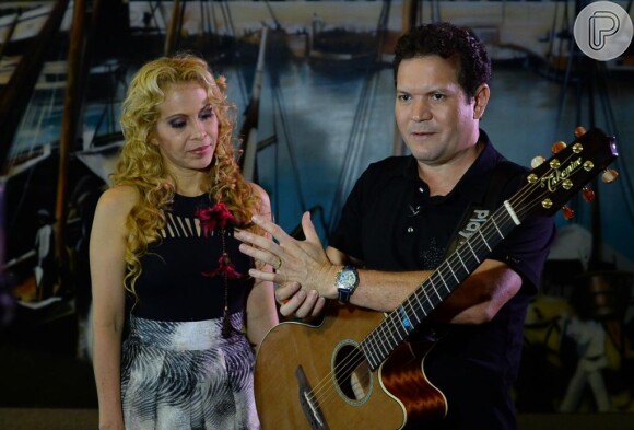 Ximbinha e Joelma gravaram um CD em espanhol enquanto se apresentavam na Banda Calypso