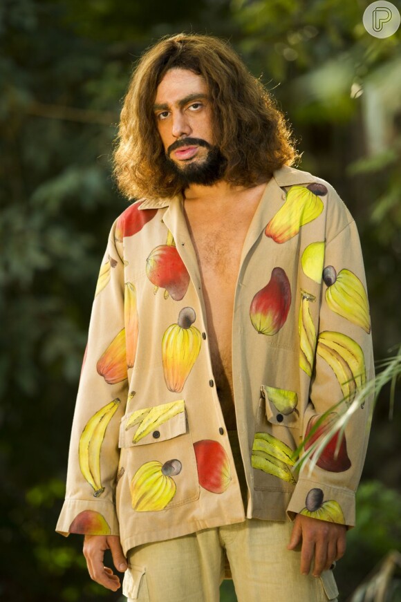 Na última paródia de Marcelo Adnet no 'Fantástico', o humorista se vestiu de Alceu Valença