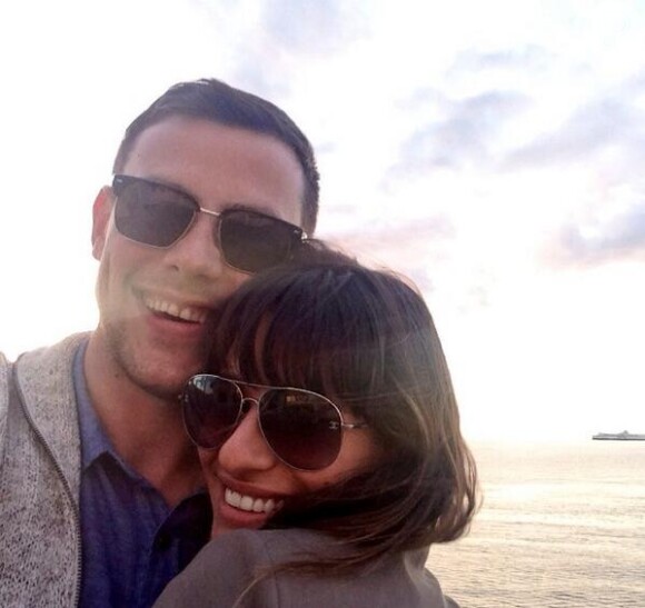 Lea Michele e Cory Monteith assumiram o namoro em fevereiro de 2012. O relacionamento começou nos bastidores da série 'Glee'