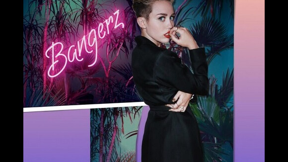 Miley Cyrus divulga single 'Wrecking Ball' e capa de novo álbum 'Bangerz'