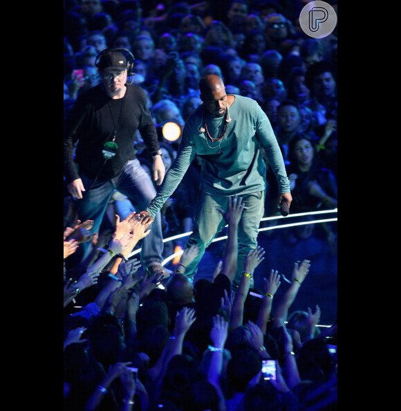 Kanye West volta a fazer shows após 5 anos. A primeira apresentação será em 19 de outubro de 2013