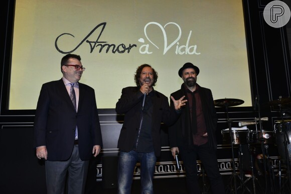 Wolf Maya com o autor Walcyr Carrasco e e o diretor geral Mauro Mendonça Filho na apresentação da novela 'Amor À Vida'
