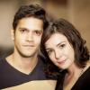 Érico (Armando Babaioff) e Renata (Regiane Alves) era noivos e ficaram juntos por 15 anos, em 'Sangue Bom'