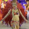 Carnaval 2016: Agatha Moreira exibiu boa forma no desfile da Vila Isabel