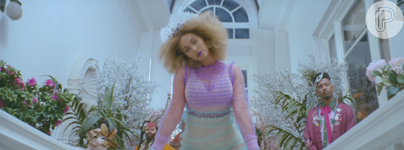 Beyoncé é alvo críticas após abordar a violência policial contra negros nos EUA em apresentação no Super Bowl e no clipe de sua nova música, 'Formation'