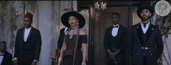 Beyoncé é alvo críticas após abordar a violência policial contra negros nos EUA em apresentação no Super Bowl e no clipe de sua nova música, 'Formation'