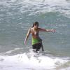 Suzuki adora praticar esportes ao ar livre. Um dos favoritos é o surfe, que ela pratica nas praias do Rio de Janeiro