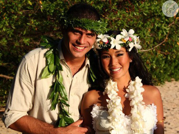Daniele Suzuki se casou com o empresário Fábio Novaes no Havaí, em 2011