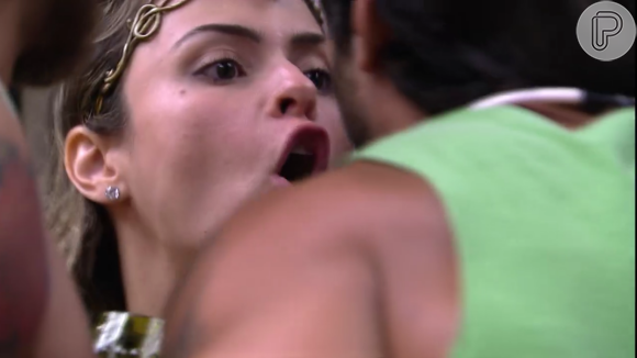 'BBB16': Ana Paula gera nova briga e sobra até para Ronan. 'Não sou mais aliada'
