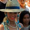 Beyoncé usou adereços tipicamente brasileiros em sua visita à área histórica de Trancoso