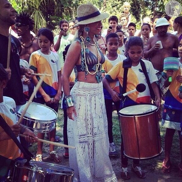 Beyoncé visitou a parte histórica de Trancoso nesta terça-feira, 17 de setembro de 2013