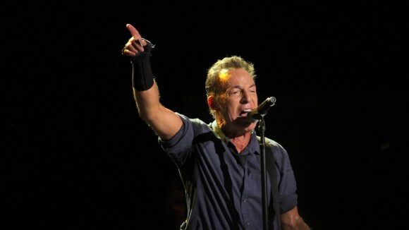 Bruce Springsteen canta 'Sociedade alternativa', de Raul Seixas, em show de SP