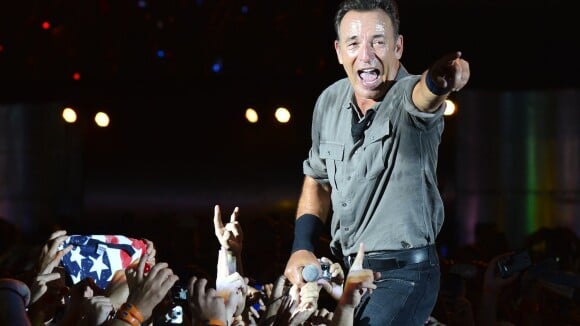 Rock in Rio: John Mayer toca hits e Bruce Springsteen canta com fãs em show