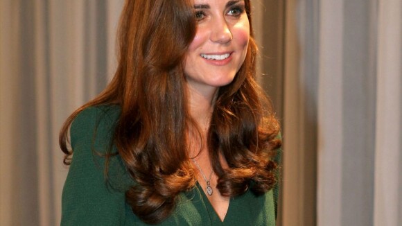Kate Middleton chega para almoço de Natal em Buckingham separada de William