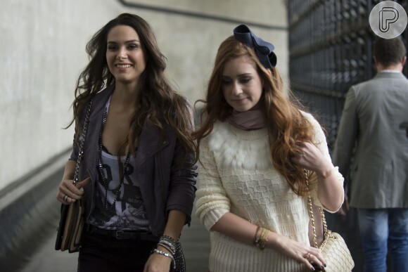 Leila (Fernanda Machado) se aproximou de Nicole (Marina Ruy Barbosa) em 'Amor à Vida' para se aproveitar do dinheiro da moça