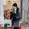 Imogen Poots será o par romântico de Zac Efron no filme 'Are We Officially Dating?'