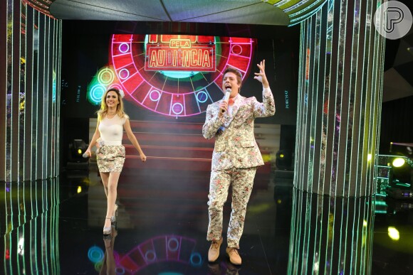 Os dois usam figurinos extravagantes no programa 'Tudo pela Audiência', que estreia a terceira temporada em maio de 2016
