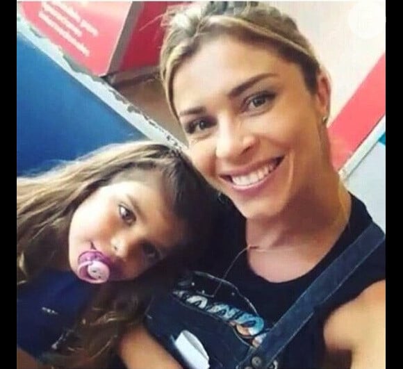 Grazi Massafera sempre compartilha momentos com a filha Sofia, no Instagram