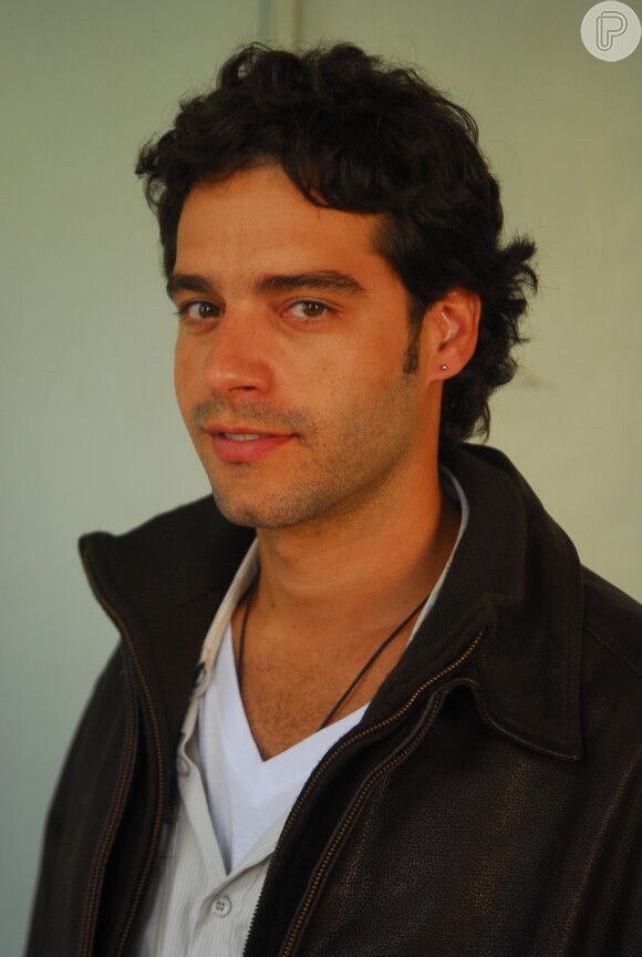 Guilherme Winter foi o Renato da novela 'Ti Ti Ti' (2010)