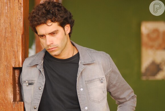 Guilherme Winter interpretou o Renato do remake de 'Ti Ti Ti' (2010)