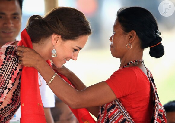 Kate Middleton e o marido, príncipe William, participaram de mais um compromisso oficial na Índia nesta quarta-feira, 13 de abril de 2016