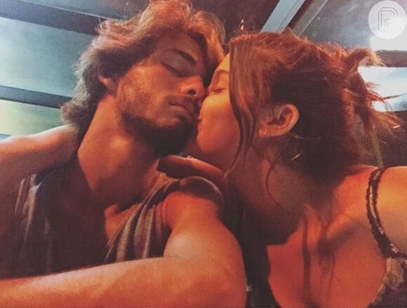 Brenno Leone postou outra foto do casal alguns minutos depois em seu Instagram
