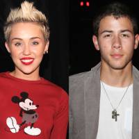 Miley Cyrus foi 1ª a beijar Nick Jonas: 'Meu hálito estava terrível', lembra ele