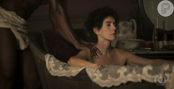 Maitê Proença é elogiada por David Jr, ator que protagonizou cenas de nu com ela: 'Querida'