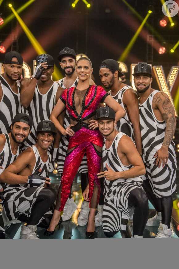 Fernanda Lima voltará com o 'Amor & Sexo' em 2017. Relembre looks da apresentadora no programa da Globo