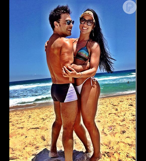 Recentemente, Zezé Di Camargo e Graciele Lacerda curtiram férias nas praias do Ceará