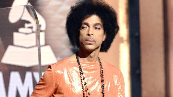 Prince teve overdose seis dias antes de morrer, afirma site