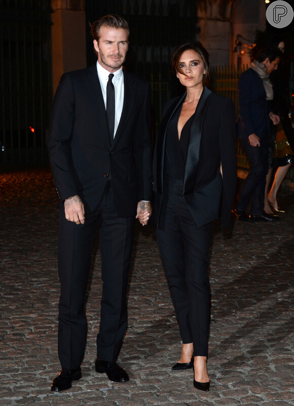 Victoria Beckham é casada com David Beckham e são pais de quatro filhos