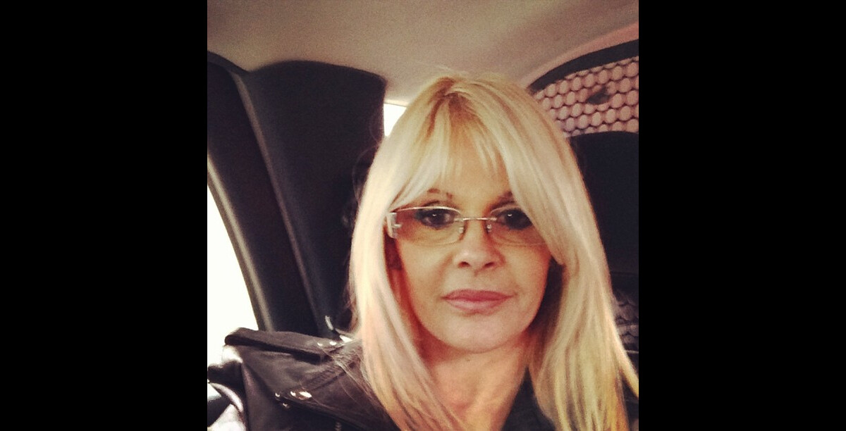 Foto: Segundo a mãe de Monique Evans, a artista tem depressão desde