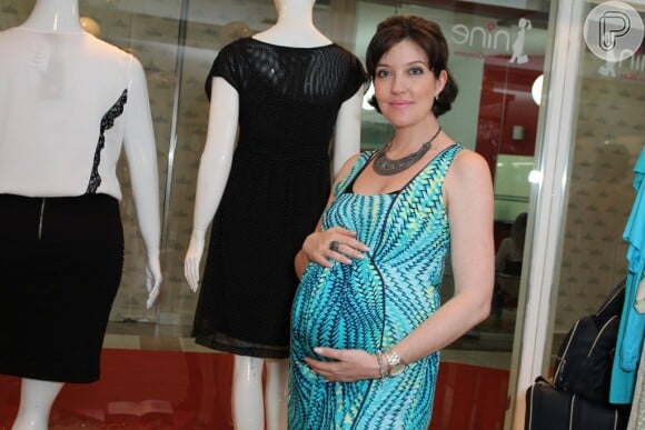 Larissa Maciel também vai dar à luz a primeira filha em 2014. A atriz está grávida de oito meses de sua primeira filha, Milena