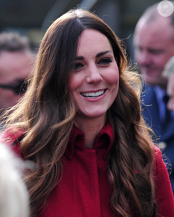 Kate Middleton exibiu alguns fios brancos durante o evento em Londres