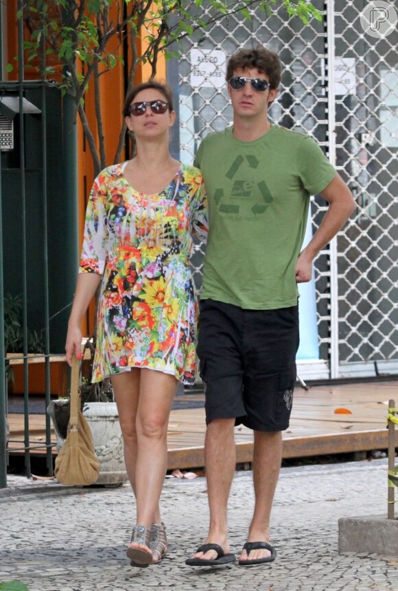 A atriz Maria Paula e o ex-namorado, o empresário americano Nathan,  passaram a ser vistos juntos em público no início de 2013