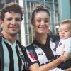 Recentemente o casal levou filho Otto, de 4 meses, para assistir a partida de futebol no estádio Independência, em Belo Horizonte